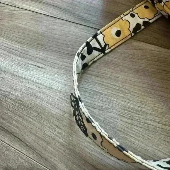 Vera Bradley 'Go Wild' Caroline Shoulder Bag Purse Black Yellow Animal Print - Picture 14 of 15